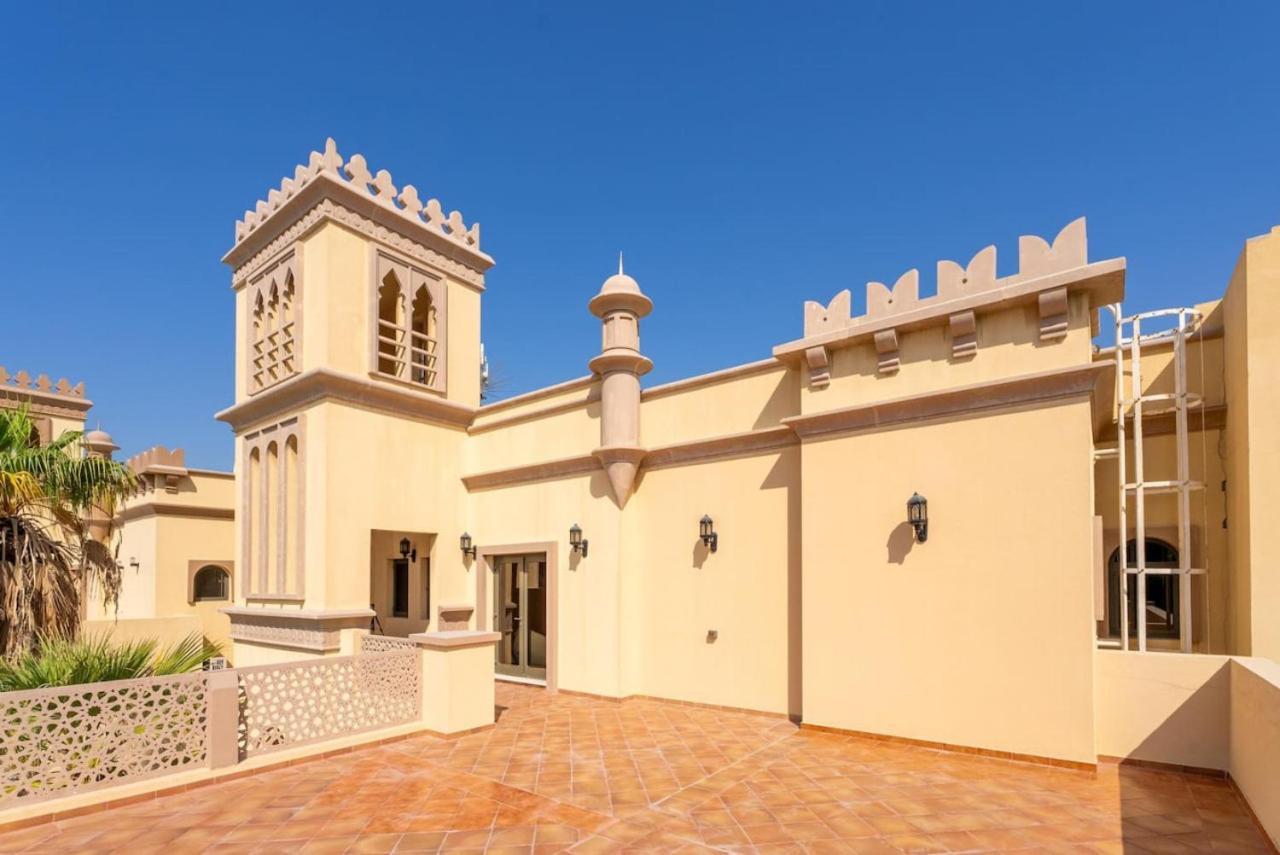 Cozy 4Br Maid Villa At Canal Cove Palm Jumeirah Dubai Exteriör bild